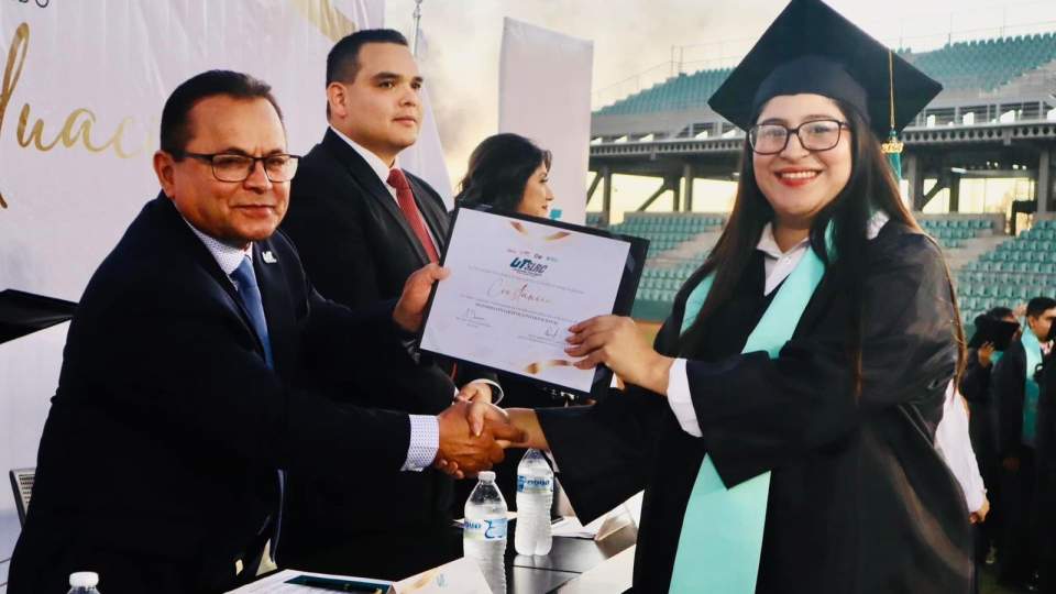 Egresados de la Universidad Tecnológica de San Luis impulsarán el desarrollo económico en el noroeste de Sonora